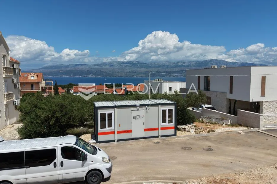 brač, supetar, dvosoban stan na prvom katu s pogledom na more - slika 12