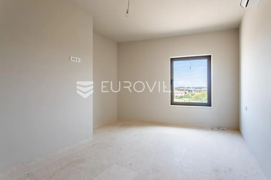 vodice, novogradnja, moderan trosoban stan s pogledom na more, 125,48 m², s7 - slika 9