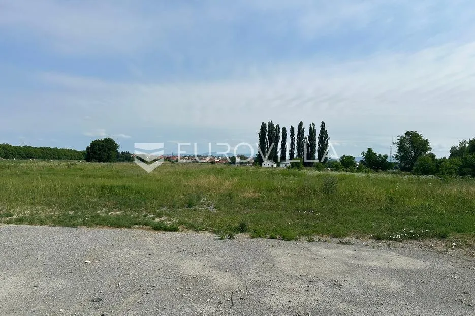 požega, atraktivno zemljište u gospodarsko-poslovnoj zoni – 6.221 m² + pristupni put 334 m² - slika 4
