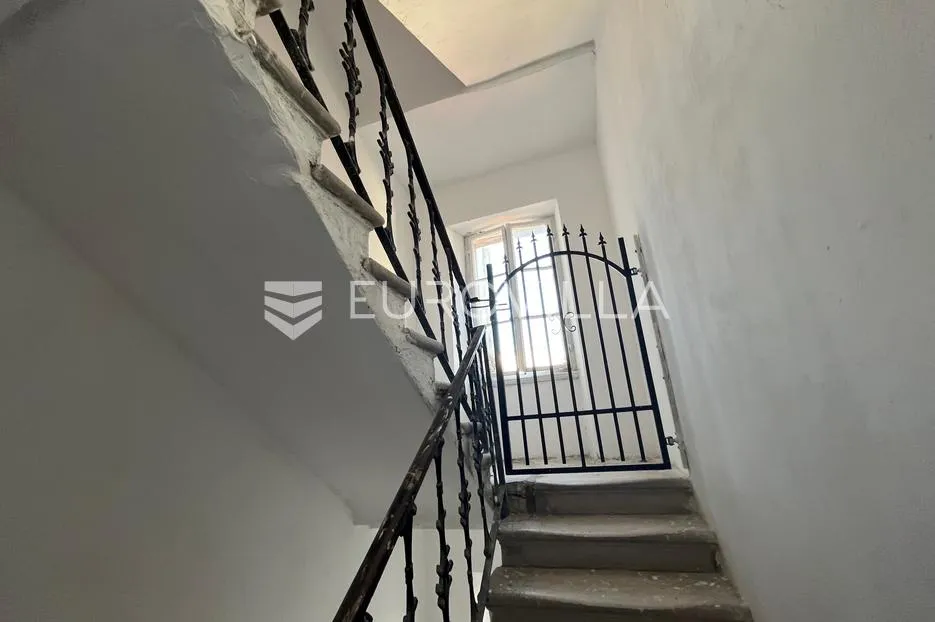 istra, pula stan u samom centru grada kod foruma - slika 30