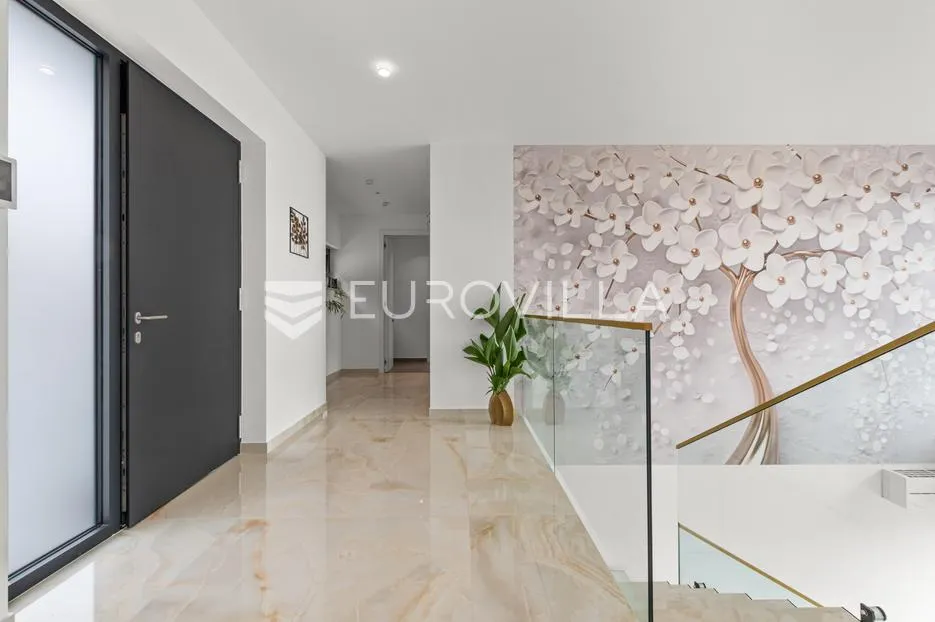 opatija okolica, mihotići, luksuzna vila 342 m² s infinity bazenom i wellnessom - slika 9