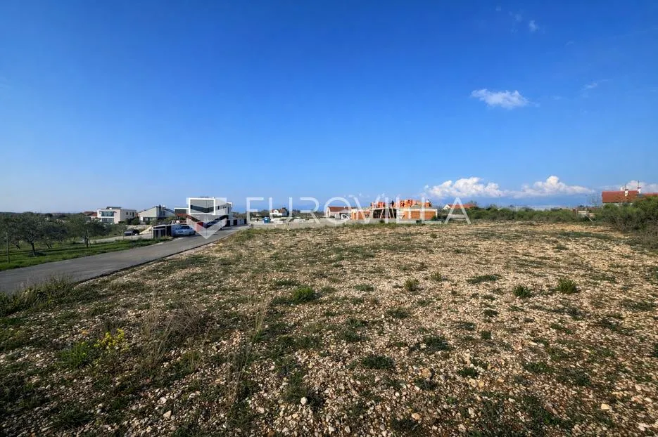 zadar, poljica brig, građevinsko zemljište 1068 m² - slika 2