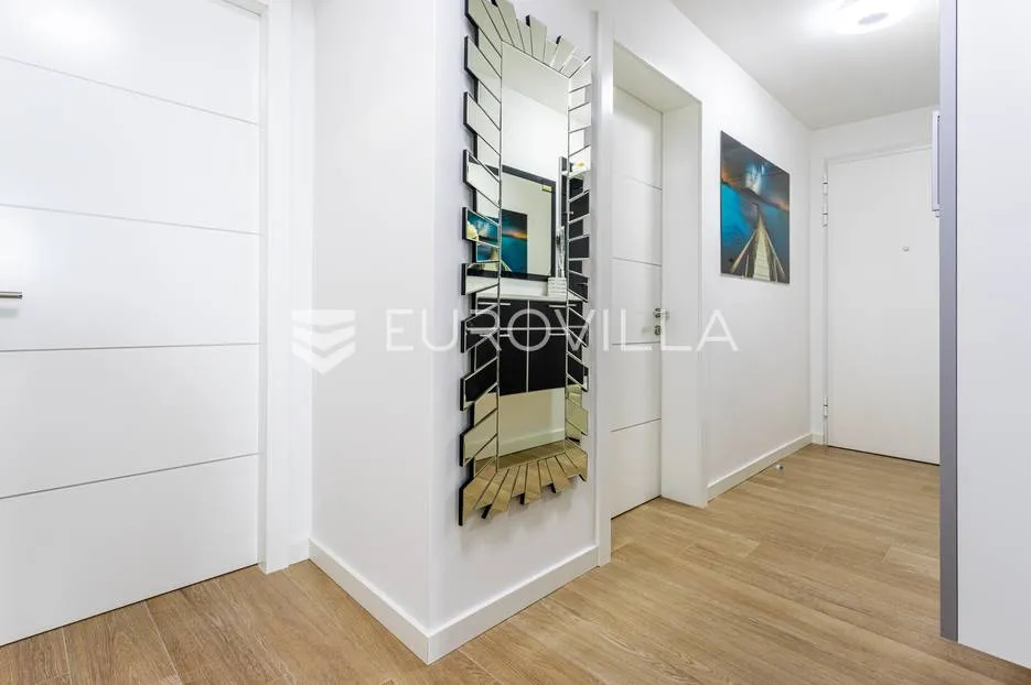 makarska, uređen namješten stan 64,3 m² u novogradnji s pogledom na more - slika 17