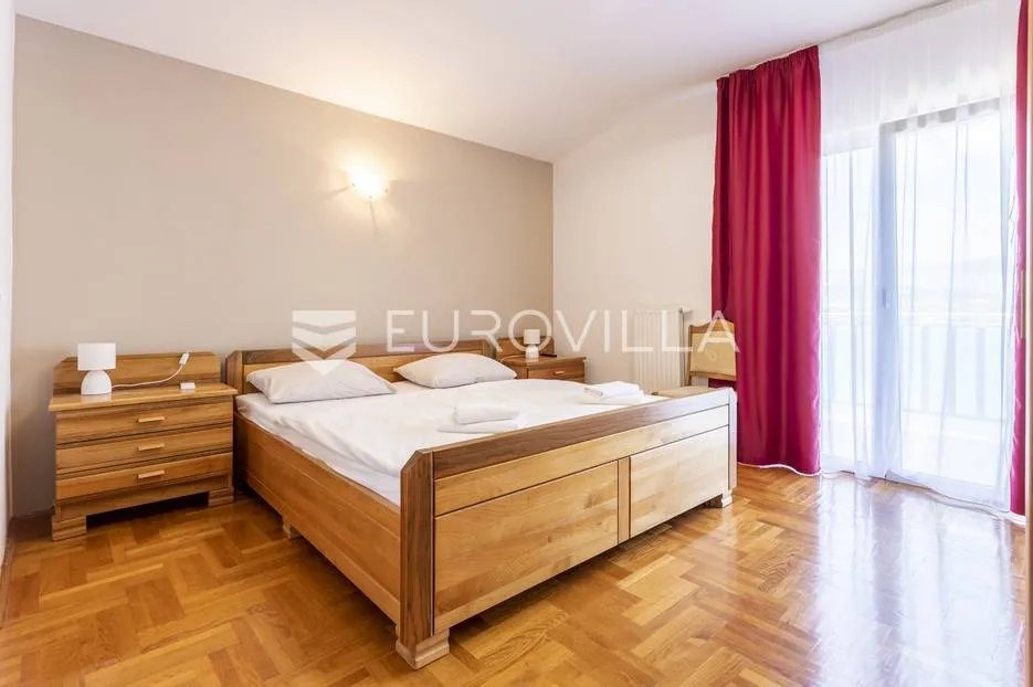 trogir, prekrasan hotel 2.408,84 m² sa pogledom na more - slika 28