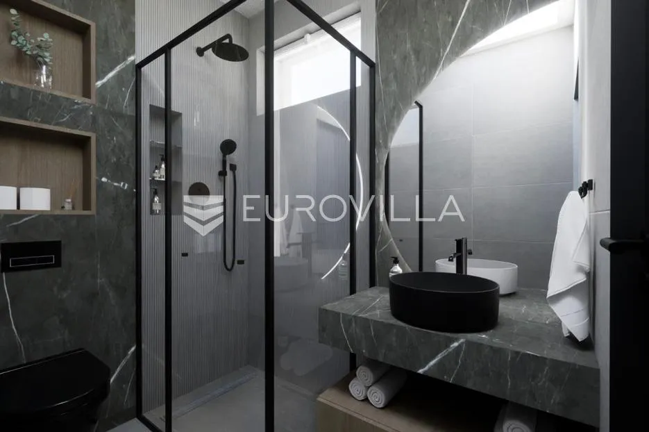 vodice, novogradnja, luksuzna kuća 103,76 m² u nizu s bazenom s3 - slika 40