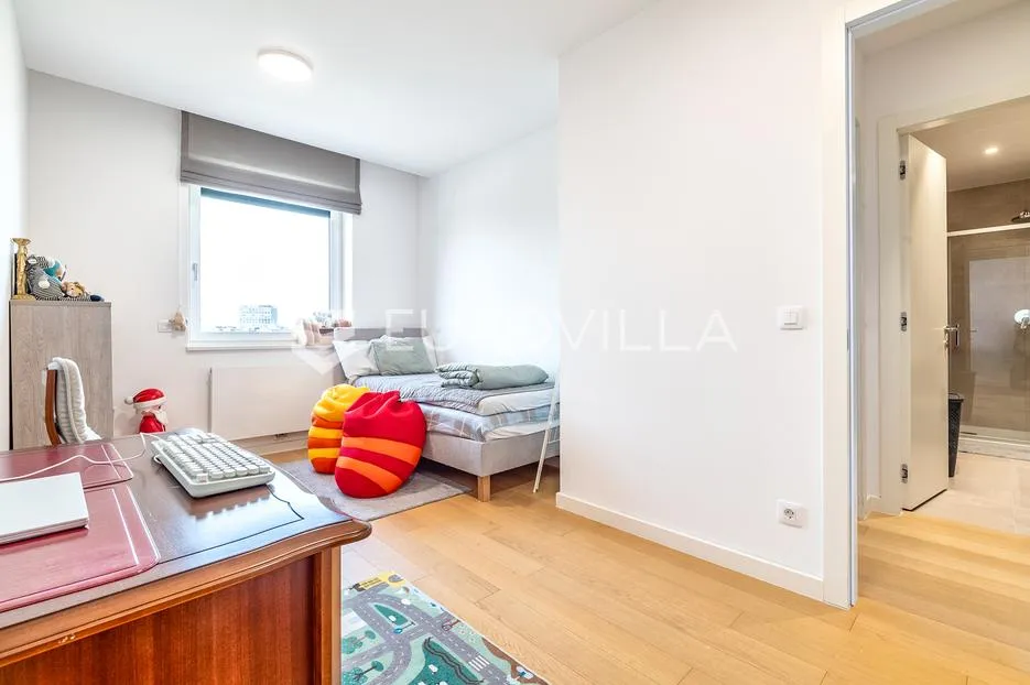 zagreb, heinzelova, četverosoban stan 128 m² s garažom - slika 5