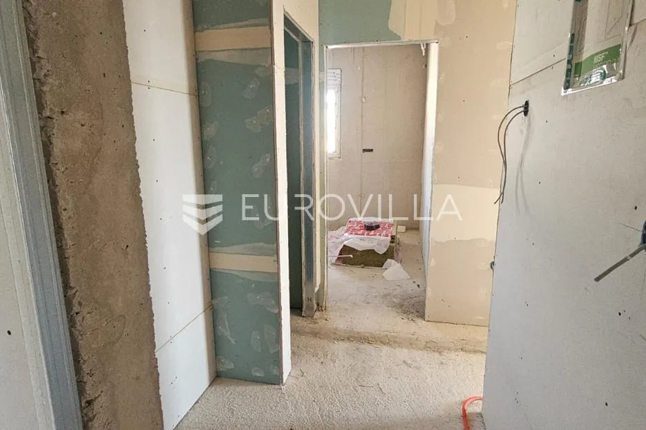 seget donji, stan 66,3 m² na 1. katu s parkirnim mjestom i pogledom na more - slika 5