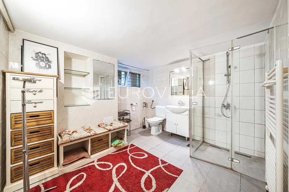 zagreb, šalata, odlična dvojna kuća 220 m² s vrtom na vrhunskoj lokaciji - slika 7