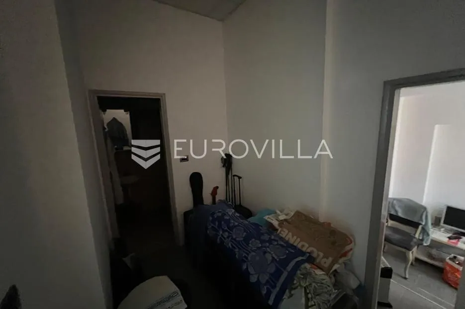 istra, pula, dvosobni stan 56 m² - slika 4