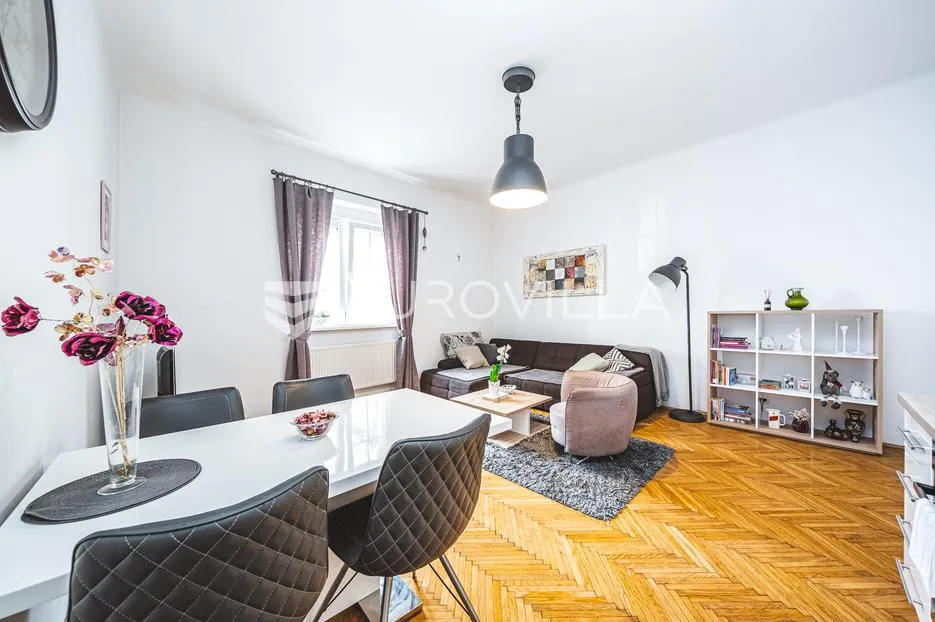 zagreb, petrova, prekrasan dvosoban stan 50 m² - slika 3