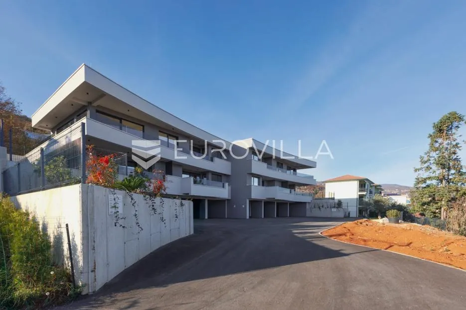 lovran, ekskluzivni penthouse u novogradnji 196,25 m², s otvorenim pogledom na more - slika 2