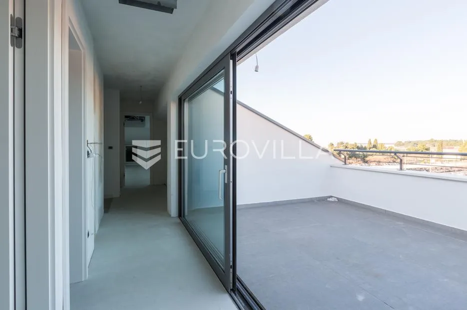 istra, poreč - penthouse sa pogledom na more - slika 3
