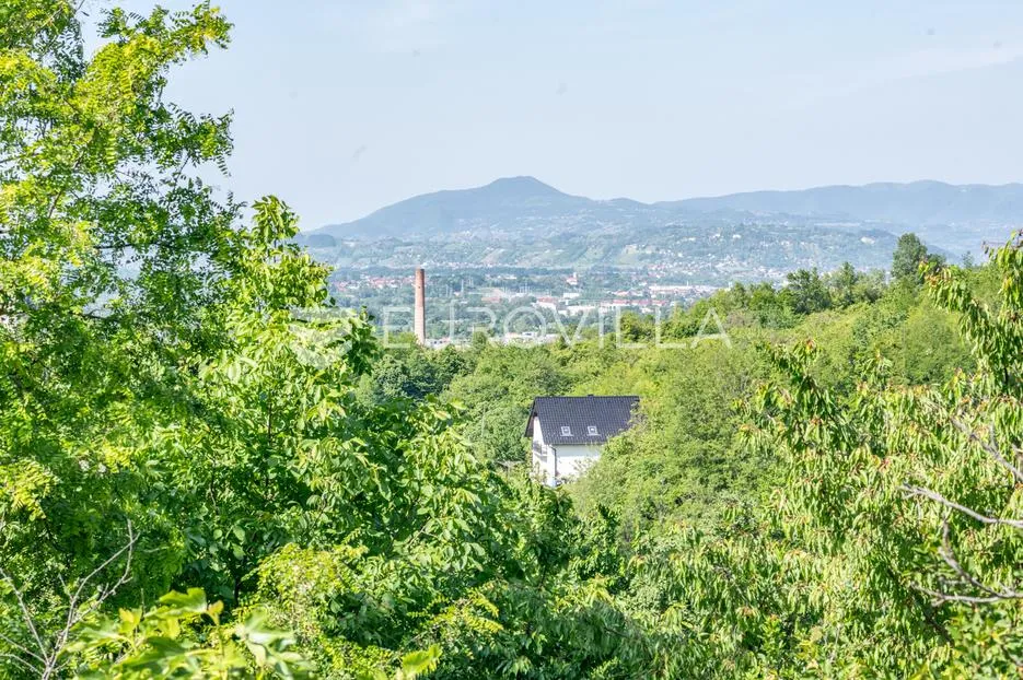 zagreb, gajnice građevinsko zemljište 1600 m² - slika 2