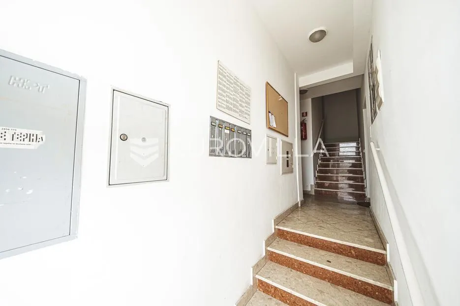 zagreb, ilica/vrapče trosoban penthouse 107 m² s prekrasnim pogledom, parking - slika 17