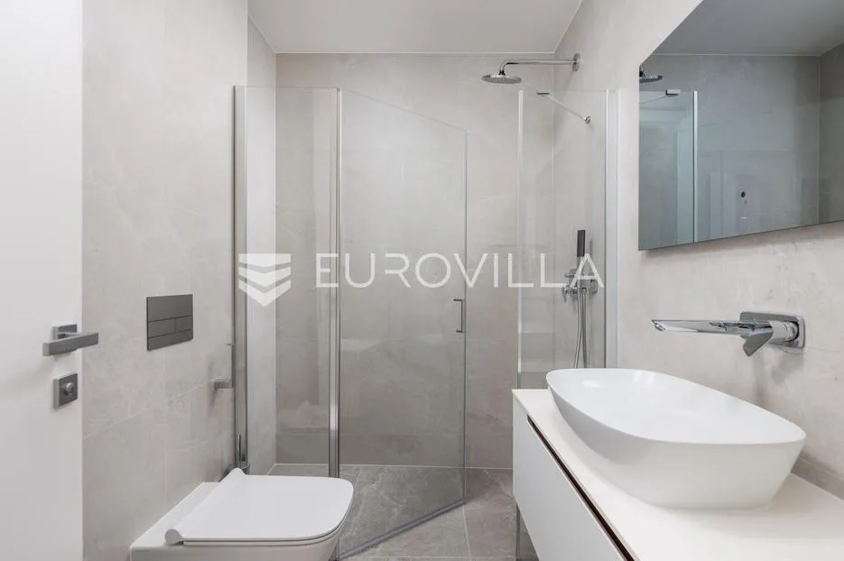 opatija, centar, atraktivan višesoban stan u novogradnji s 4 parkirna mjesta nkp 254 m2 - slika 22