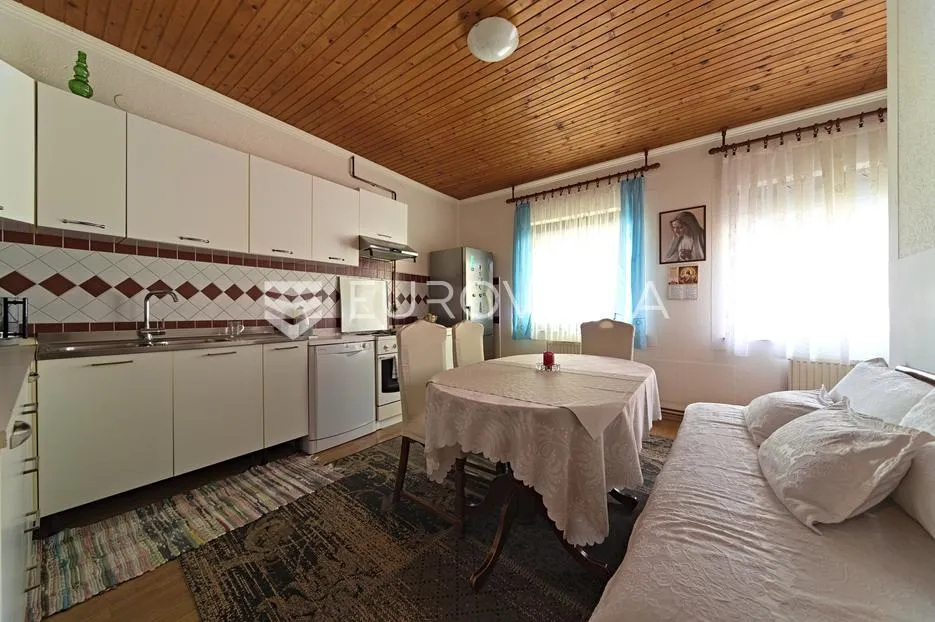 osijek, donji grad, prodaja kuće s dvorištem - slika 2