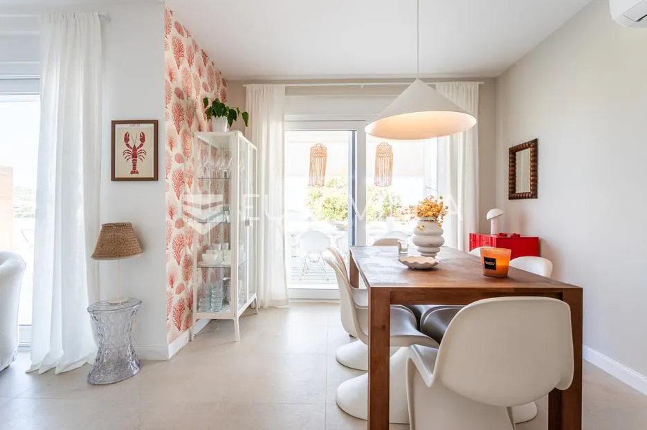 rogoznica, ražanj, prekrasna kuća s bazenom i pogledom na more, 390,51 m² - slika 8