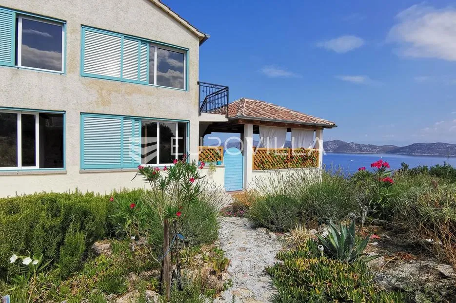 zadar, mali iž prekrasna kuća 280 m² - slika 5