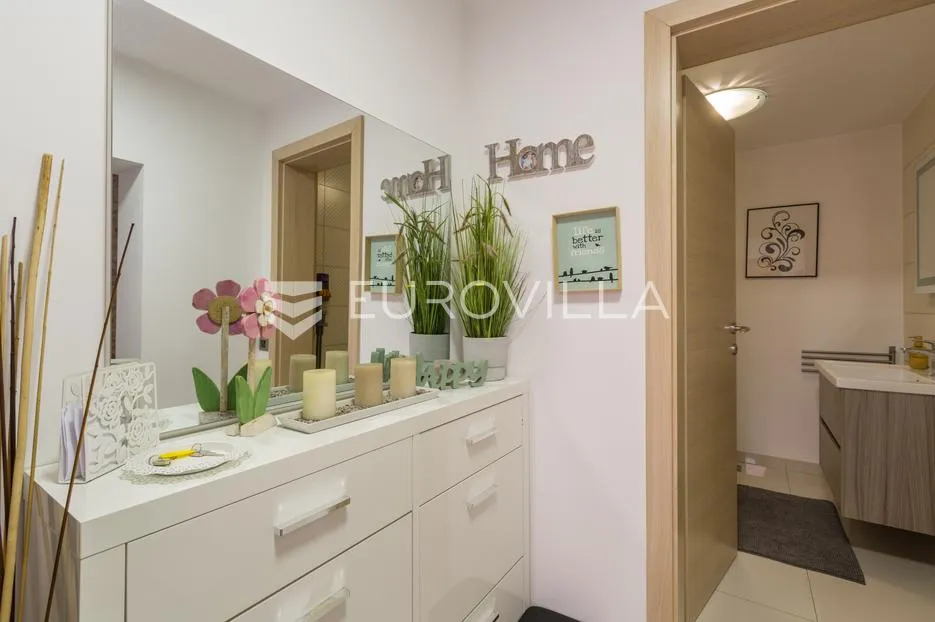 istra, pula prilika za investiciju, apartmanska kuća podijeljena na 3 stambene jedinice - slika 18