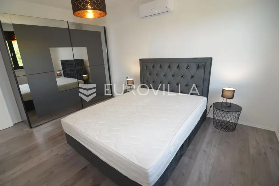 otok krk, gostinjac, novouređena vila s bazenom - slika 19