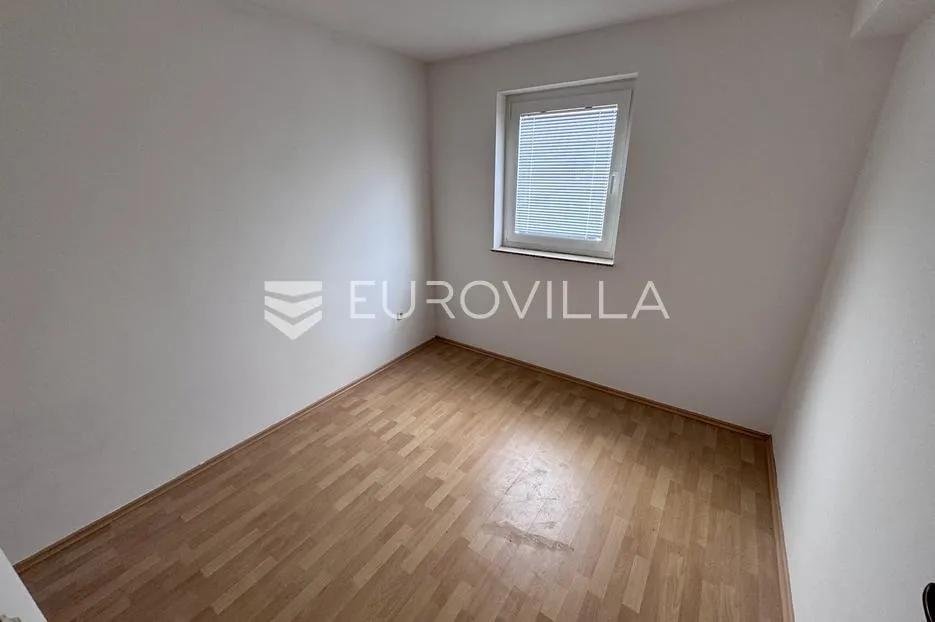 otok krk, njivice, četverosoban stan 79 m², terasa s pogledom na more - slika 5