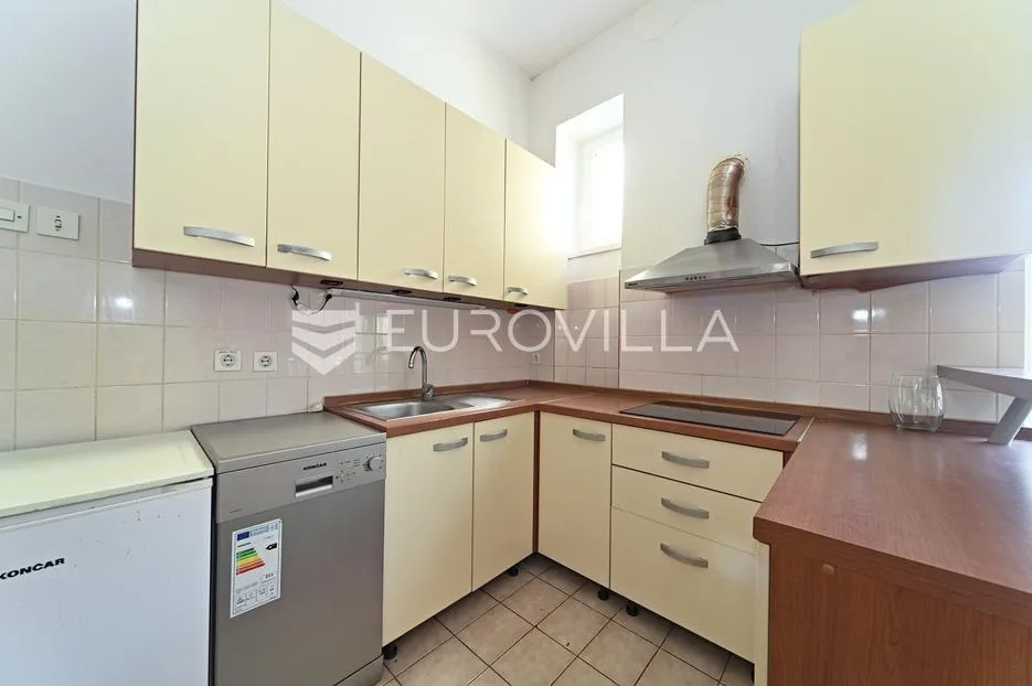 osijek, donji grad, poslovni prostor stan u prizemlju 105 m² u blizini bolnice - slika 13