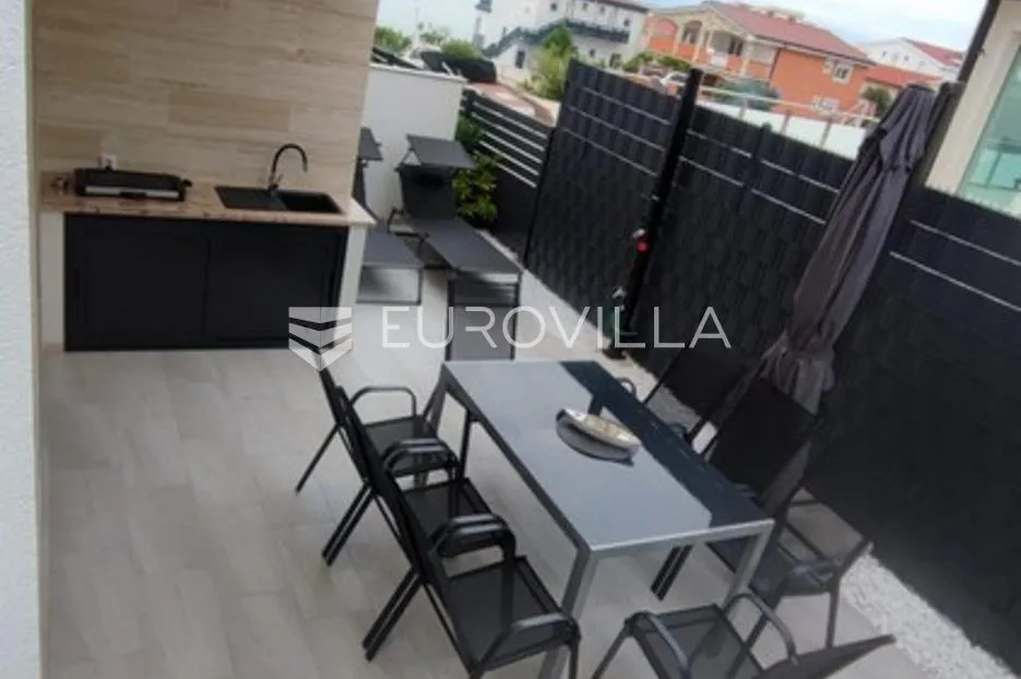 vir, atraktivan dvoetažni apartman s 3 spavaće sobe i pogledom na more - slika 74