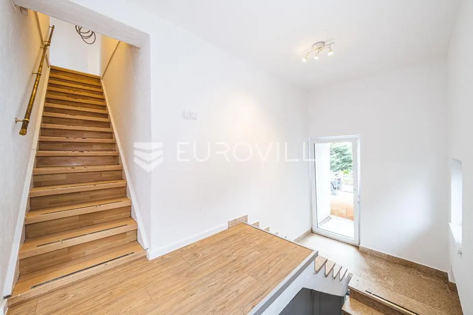 zagreb, maksimir, sermageova, dvoetažni poslovni prostor uredske namjene 380 m² - slika 9
