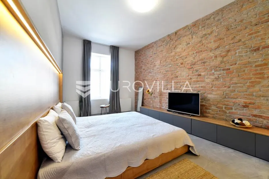 zagreb, centar, trg bana jelačića, uređeni dvosobni stan 45 m² - slika 9