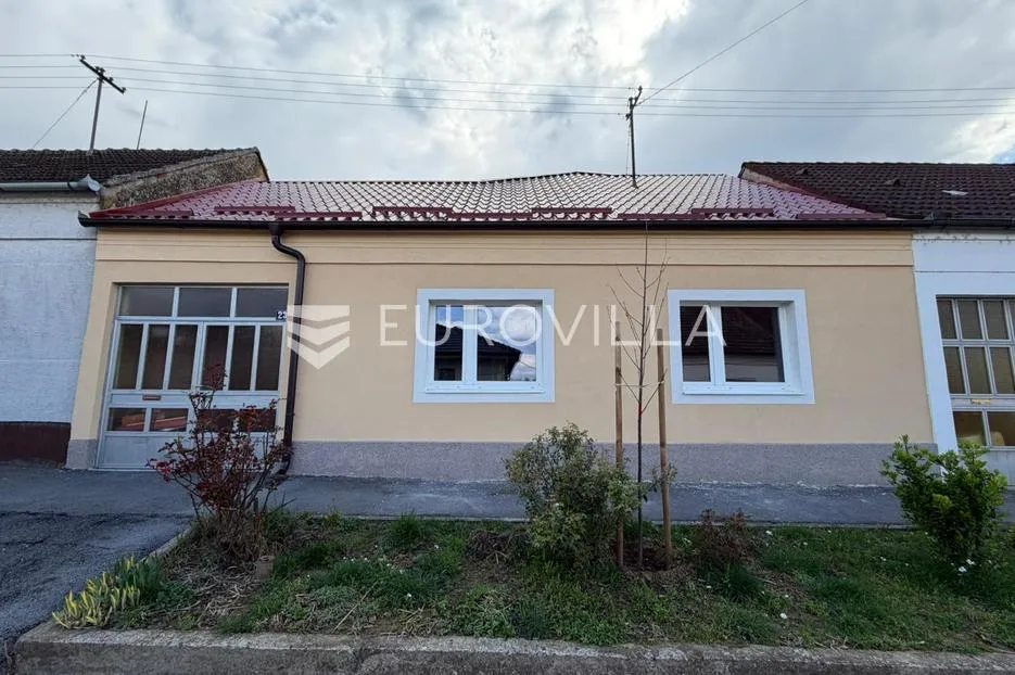 đakovo, centar, prostrana katnica s dva odvojena stana - slika 15