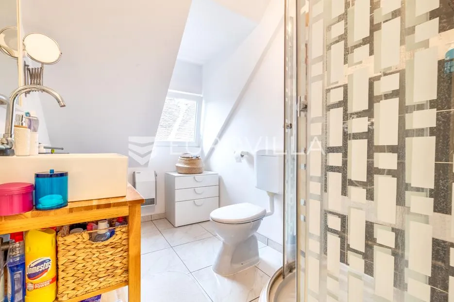 zagreb, pantovčak/britanac, prekrasan trosoban stan 70 m² - slika 8