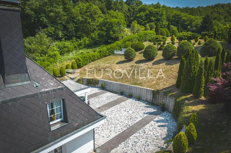 donja pušća, jedinstvena obiteljska villa, parcela 5000 m² - slika 65