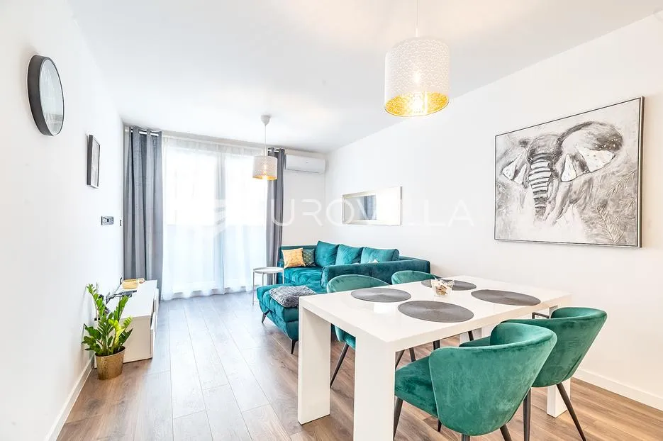 Zagreb, Otok, dvosoban stan 53 m² s parking mjestom