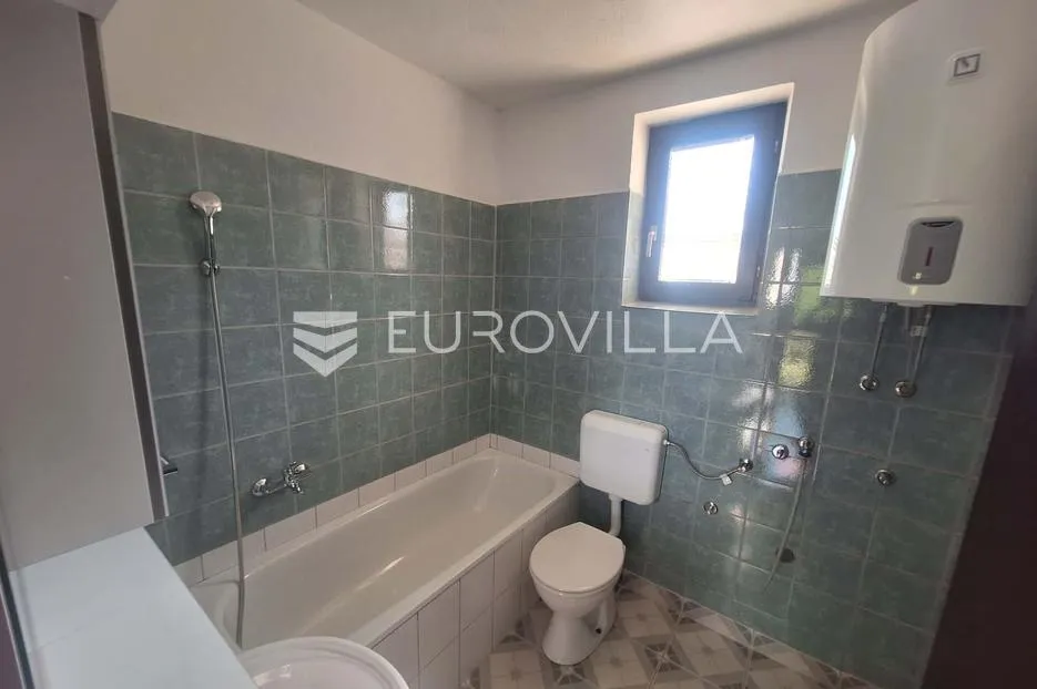 slunj, donji furjan, kuća 170 m², novouređena - slika 10