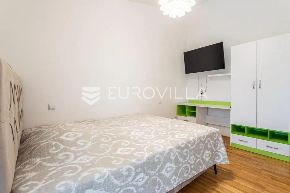 omiš, duće, prostrani dvosoban stan, 109,80 m² - slika 3