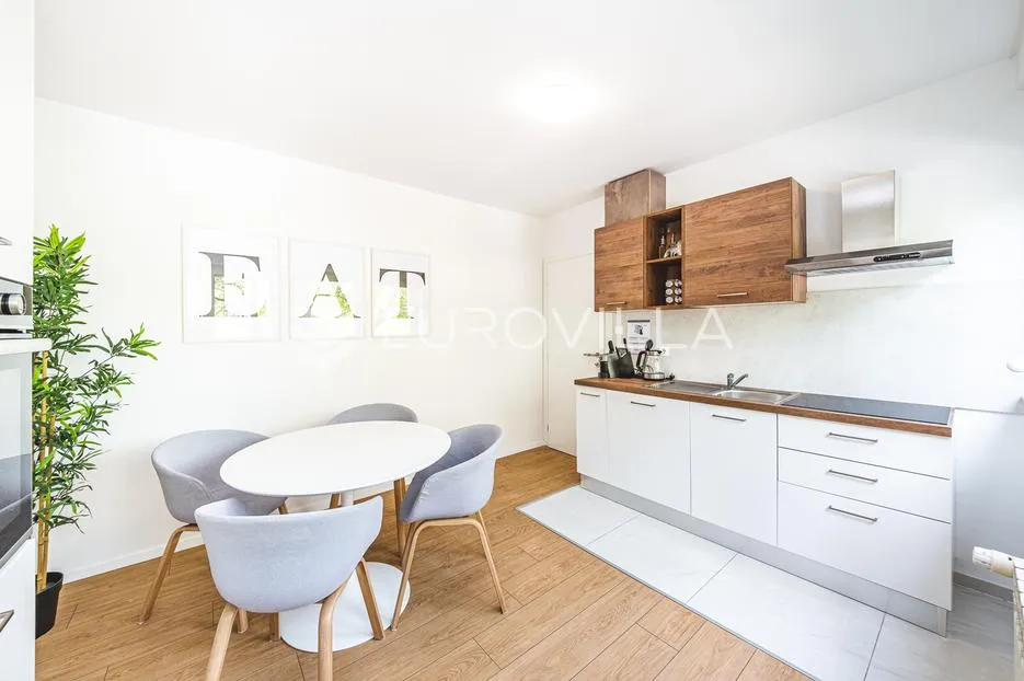 zagreb, miramarska, novouređen dvoipo soban stan površine 60 m² - slika 4