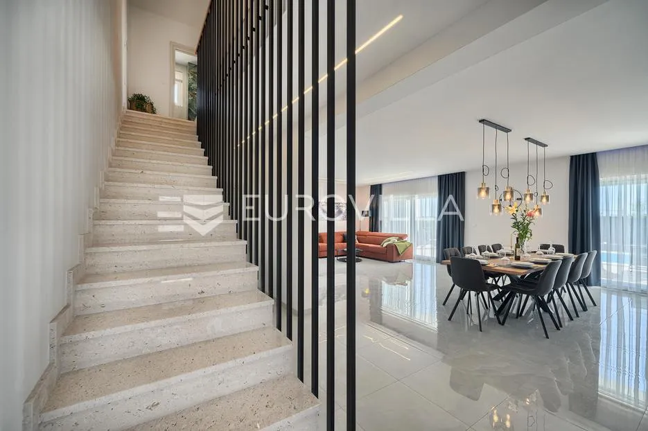 kaštel novi, novoizgrađena vila za dugoročni najam - slika 14
