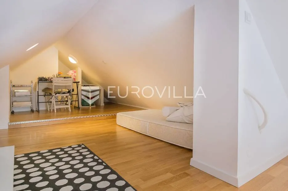 maksimir, dobri dol, prekrasan trosoban stan veličine 80 m² na mirnoj lokaciji - slika 16