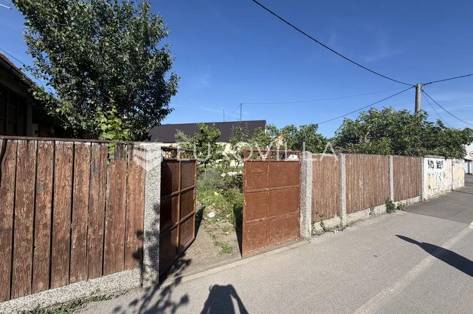 đakovo, centar, kuća 80 m² na odličnoj lokaciji - slika 2