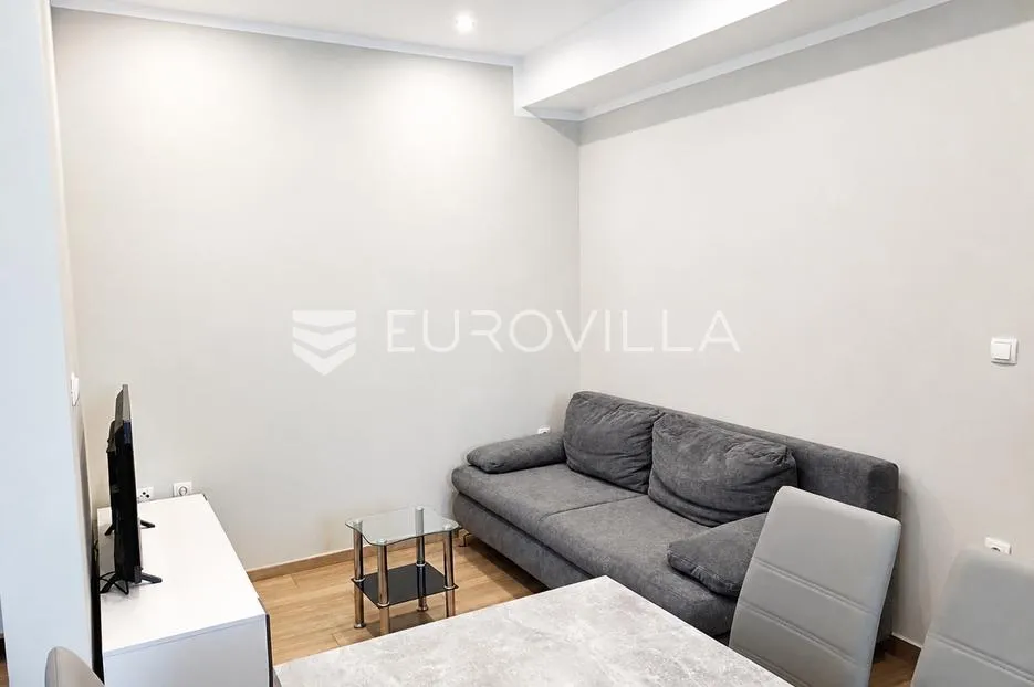 zadar, privlaka, dvojna kuća s dva stana, 140 m od mora - slika 4