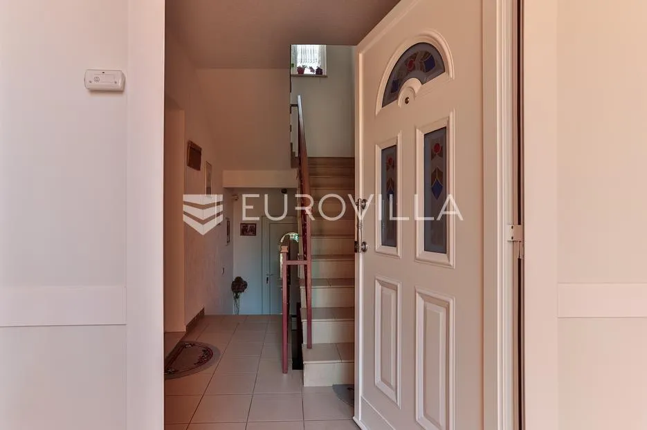 istra, pula - apartmanska kuća s pogledom na more u blizini plaže - slika 10