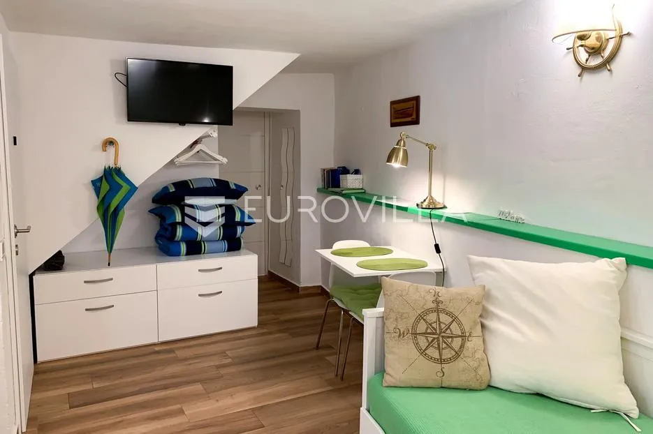 otok krk, baška, predivna kuća s dva apartmana 80m od mora - slika 2