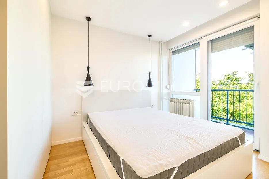 zagreb, jarun, atraktivan dvosoban stan s loggiom 39 m² - slika 7