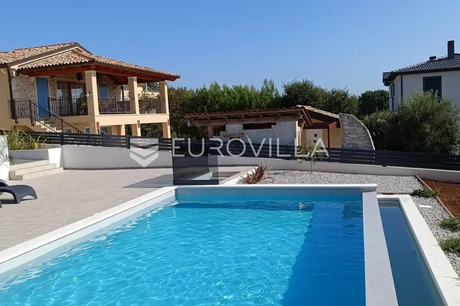 medulin, pomer, prekrasna villa s wellnessom 195 m² s pogledom na more, 150 m od mora - slika 6
