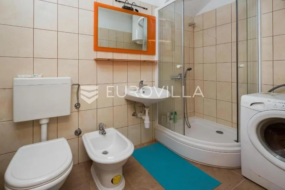 dugi rat, jesenice, dvosobni komforan stan ukupne neto površine 89 m2 - slika 12