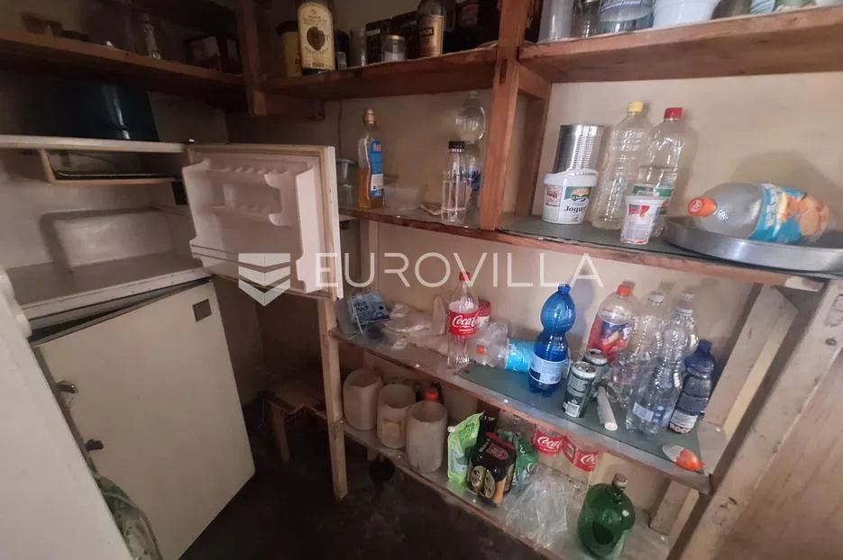 karlovac, rakovac, stan 70 m², odlična lokacija - slika 9