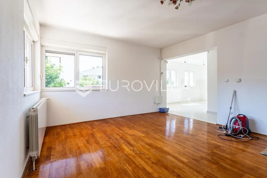 split, kamen, samostojeća kuća ukupne bruto površine 492 m² - slika 27