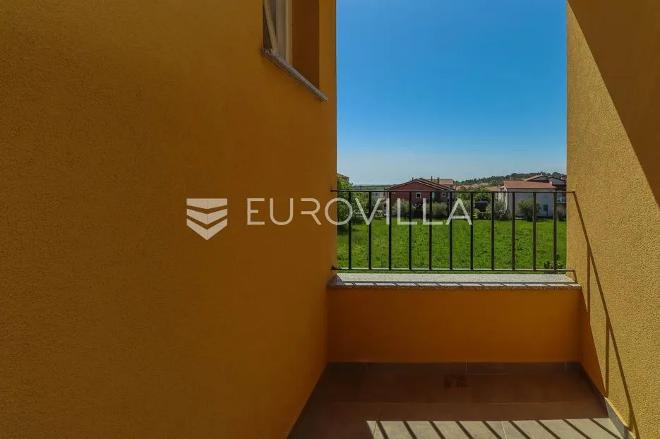 istra, novigrad, nova kuća 125 m2 sa tri spavaće sobe na samo 2 km od mora - slika 15