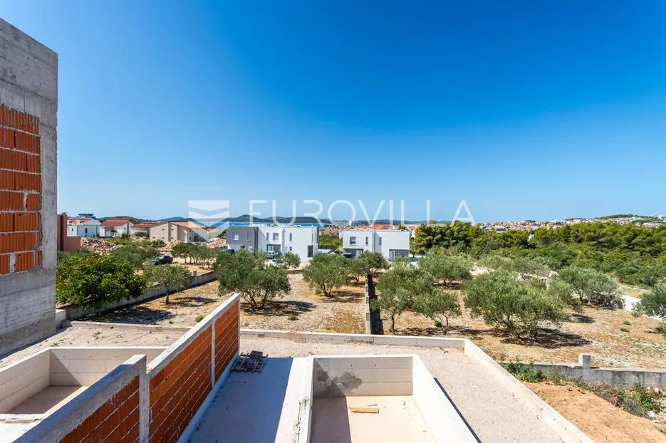 vodice, lijep dvosoban stan s pogledom na more, 97,28 m² - slika 16