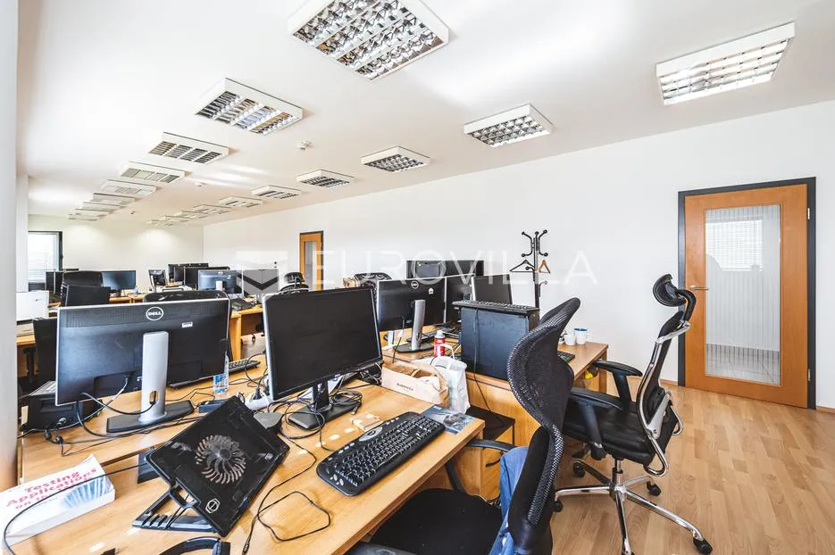 zagreb, borongaj, prostrani uredski prostor za zakup 734 m² s parkingom - slika 4